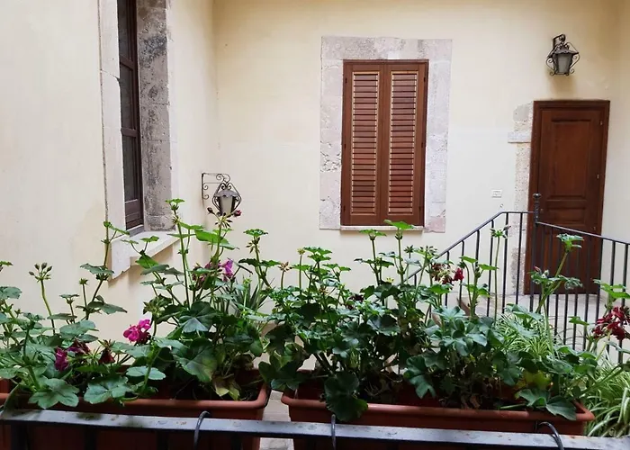 Maison Maniace Ferienhaus *