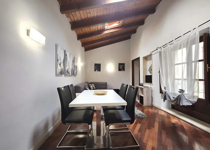 Maison Maniace Syrakuzy